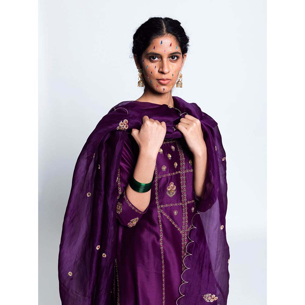 Label Earthen Women Purple Embroidered Kurta with Pant & Dupatta (Set of 3)