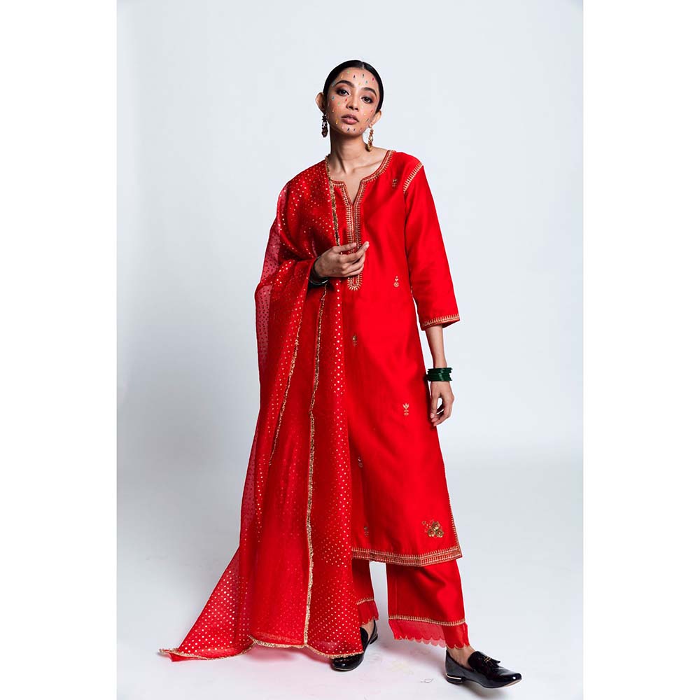 Label Earthen Women Red Embroidered Kurta with Pant & Dupatta (Set of 3)