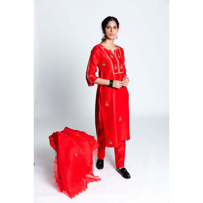 Label Earthen Women Red Embroidered Kurta with Pant & Dupatta (Set of 3)