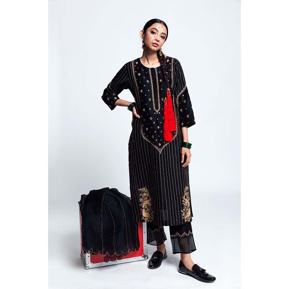 Label Earthen Women Black Embroidered Kurta with Pant & Dupatta (Set of 3)