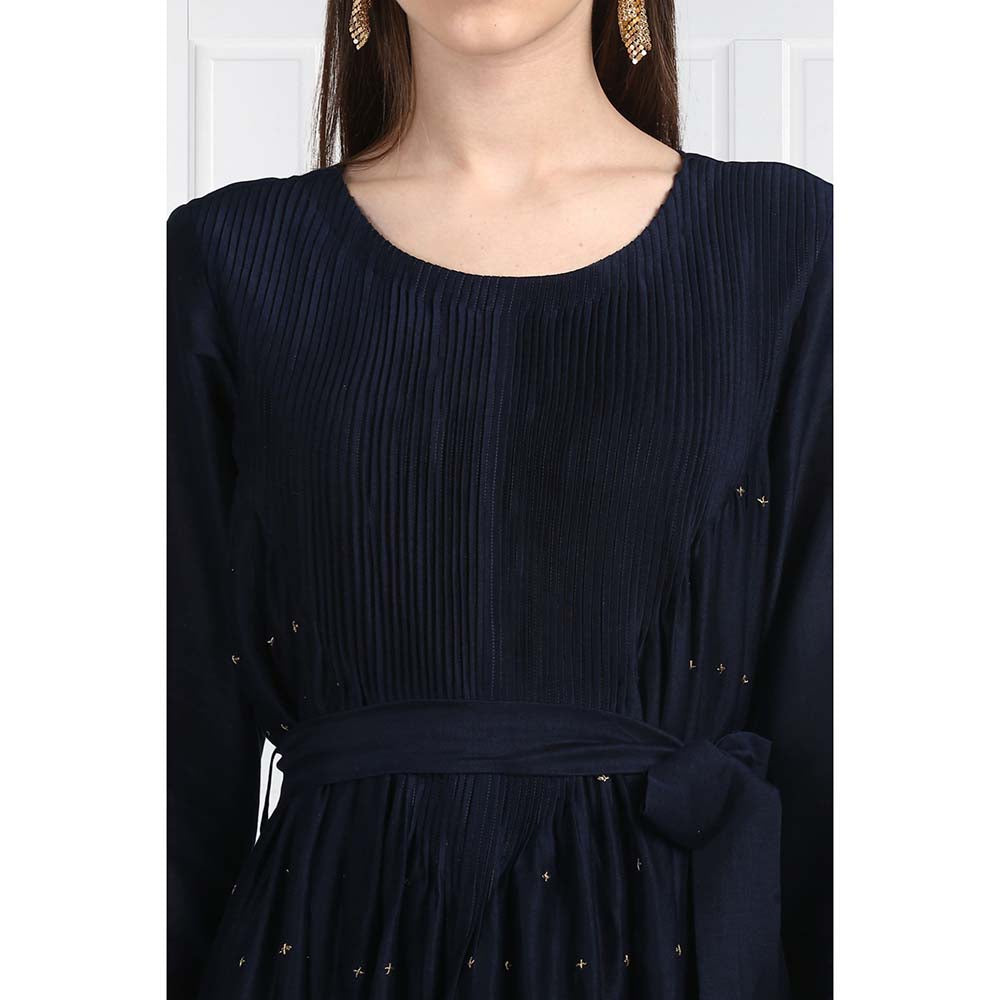 Label Earthen Women Navy Blue Pleated Maxi Dress with Belt (Set of 2)