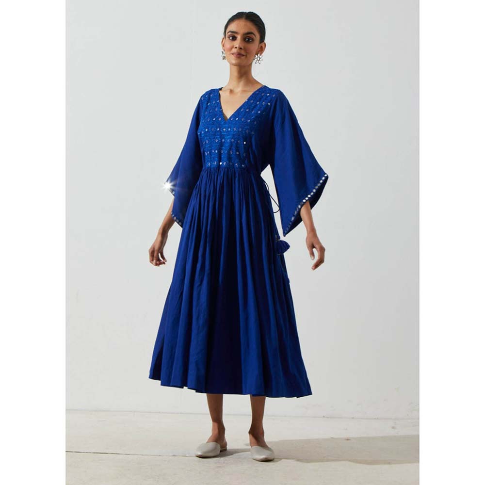 Label Earthen Women Blue Embroidered Midi Dress