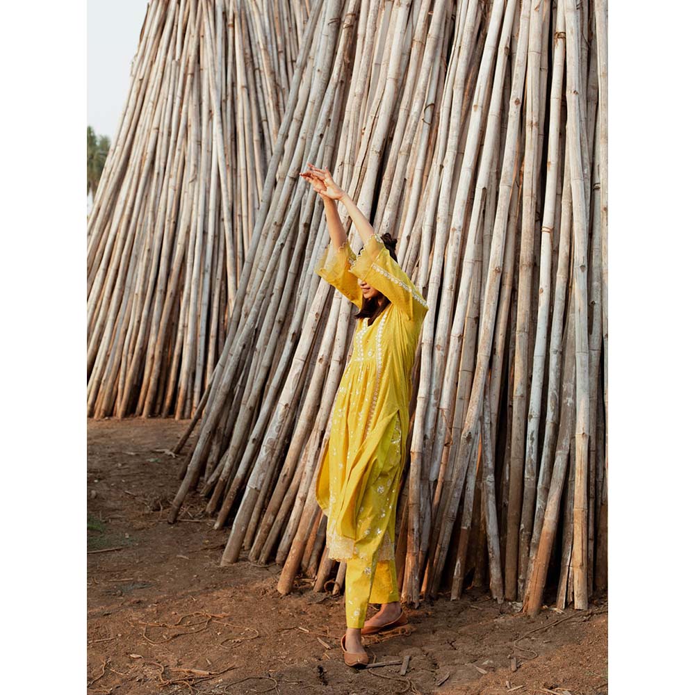 Label Earthen Women Mustard Floral Kurta with Palazzo & Dupatta (Set of 3)