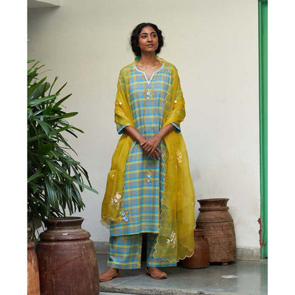 Label Earthen Neela Sitara Phool Checked Embroidered Kurta Pant with Dupatta (Set of 3)