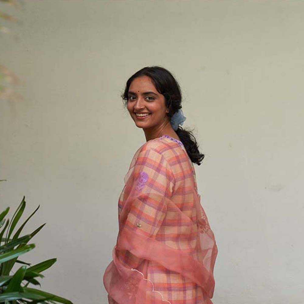 Label Earthen Gulabi Champai Phool Checked Embroidered Kurta Pant with Dupatta (Set of 3)