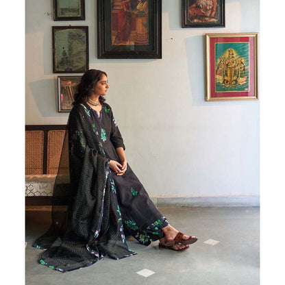 Label Earthen Raat Ki Rani woven cotton kali kurta with Pant & sequins work dupatta (Set of 3)