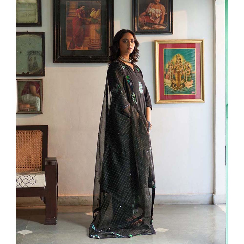 Label Earthen Raat Ki Rani woven cotton kali kurta with Pant & sequins work dupatta (Set of 3)