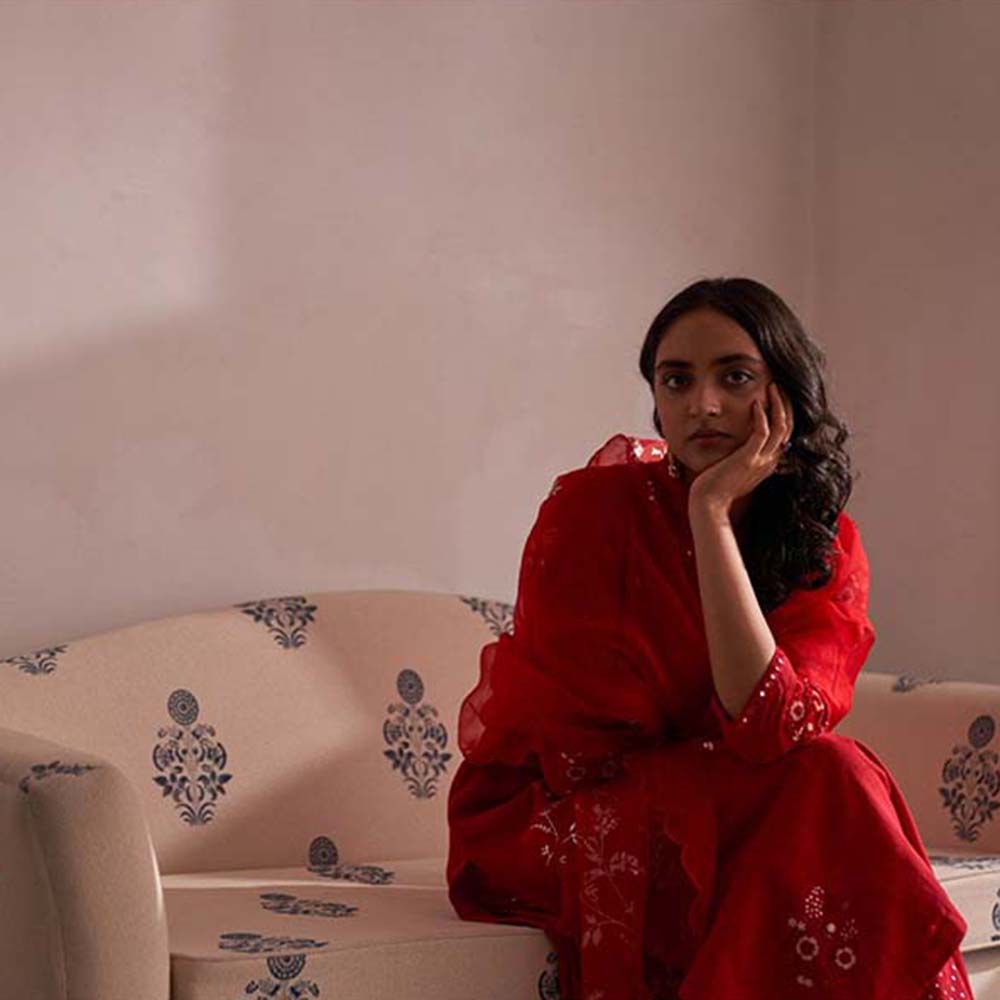 Label Earthen Laal Guchha Sitara Kurta Pant with Dupatta (Set of 3)