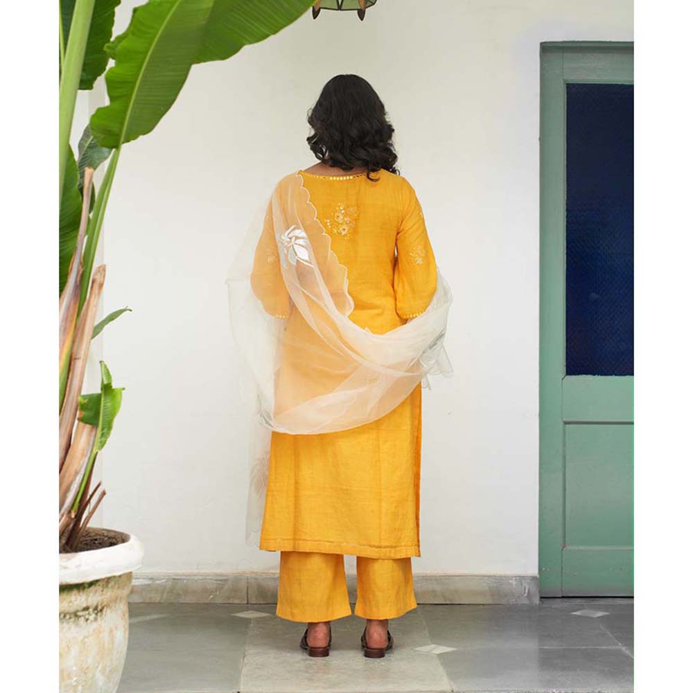 Label Earthen Gul Genda Embroidered Kurta Pant with Dupatta (Set of 3)