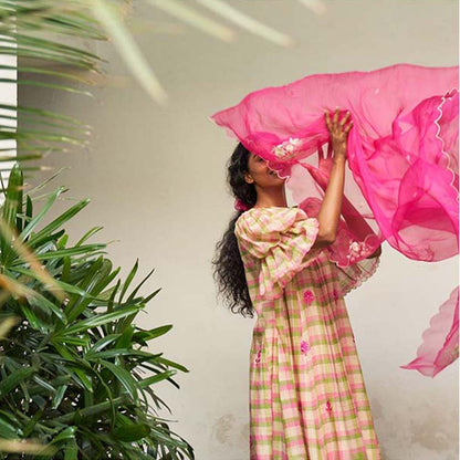 Label Earthen Gul Mehndi Checked Kurta Pant with Dupatta (Set of 3)