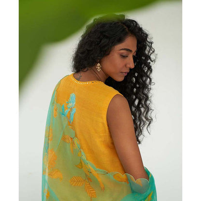 Label Earthen Lili Hand Woven Kurta Pant with Dupatta (Set of 3)