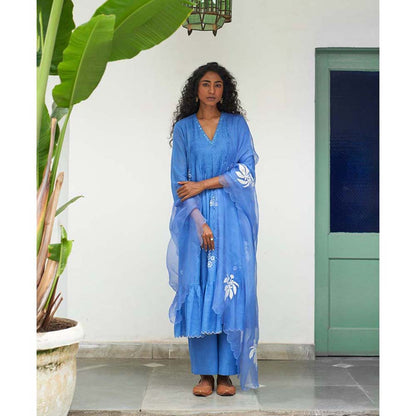 Label Earthen Asmani Champa Sitara Kurta Pant with Dupatta (Set of 3)