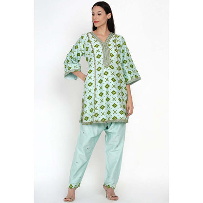 Label Earthen Green Geomatic Kurta & Pant (Set of 2)