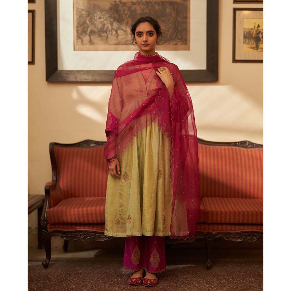 Label Earthen Pista - Rani Zari Kurta with Pant & Dupatta (Set of 3)