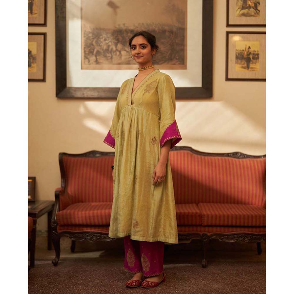 Label Earthen Pista - Rani Zari Kurta with Pant & Dupatta (Set of 3)