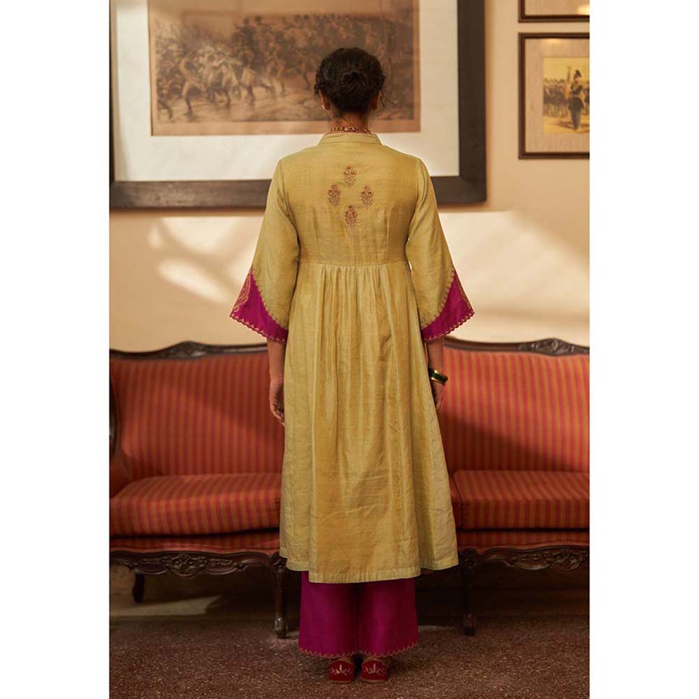 Label Earthen Pista - Rani Zari Kurta with Pant & Dupatta (Set of 3)