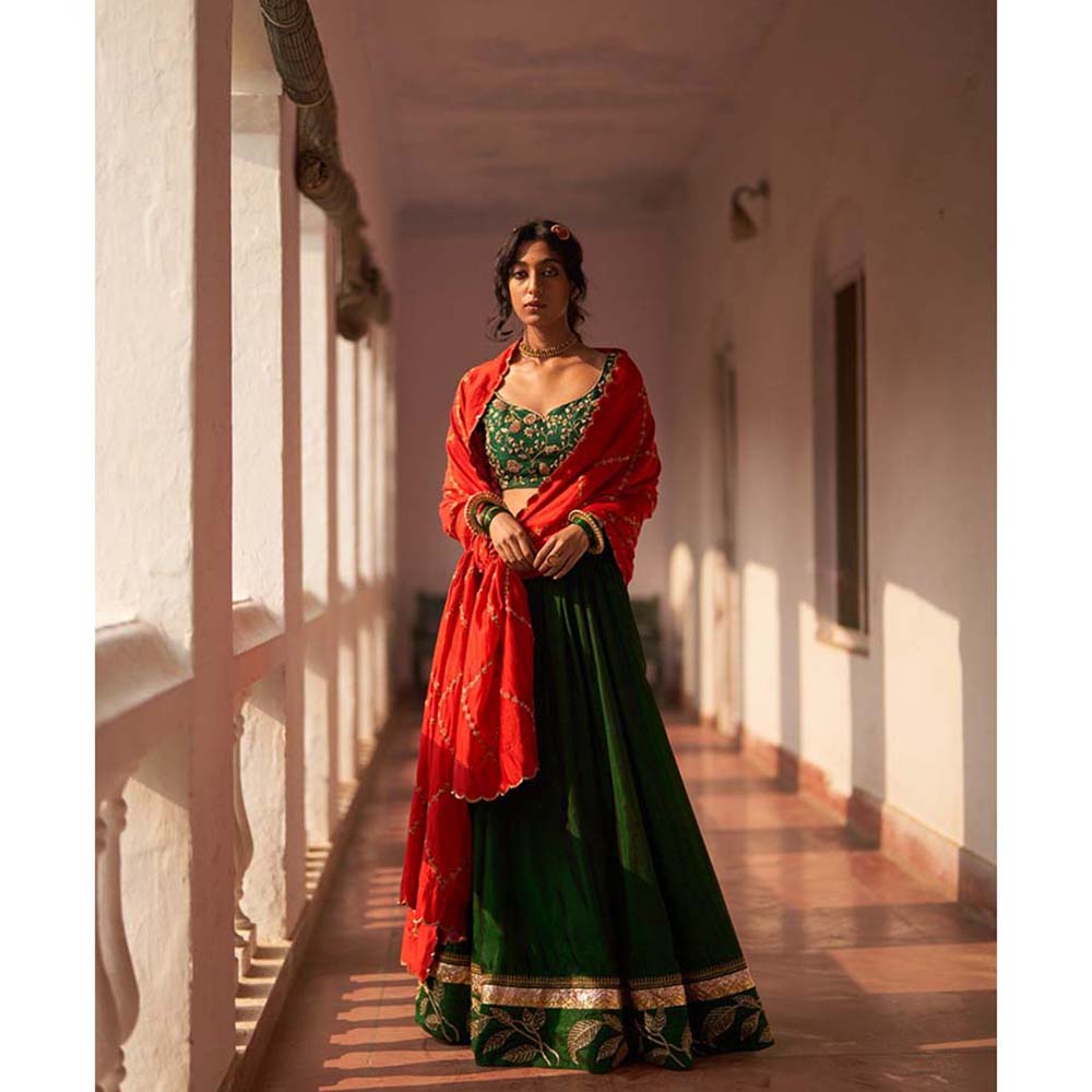 Label Earthen Rani Bahar Reshmi Lehenga Blouse with Hand Embroidered Dupatta (Set of 3)