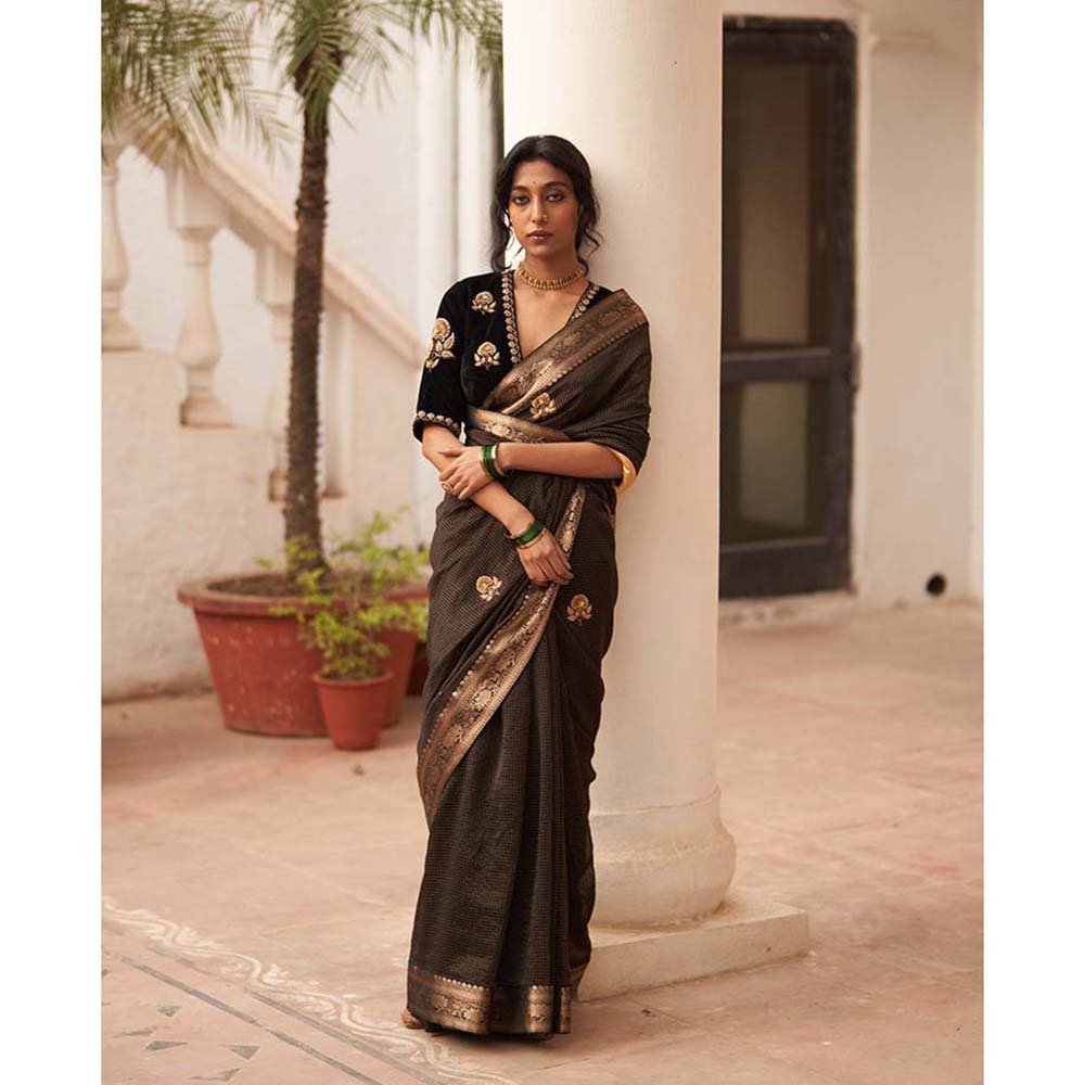 Label Earthen Surma Rani Phool Checks Zari Saree with Zardozi with Stitched Blouse