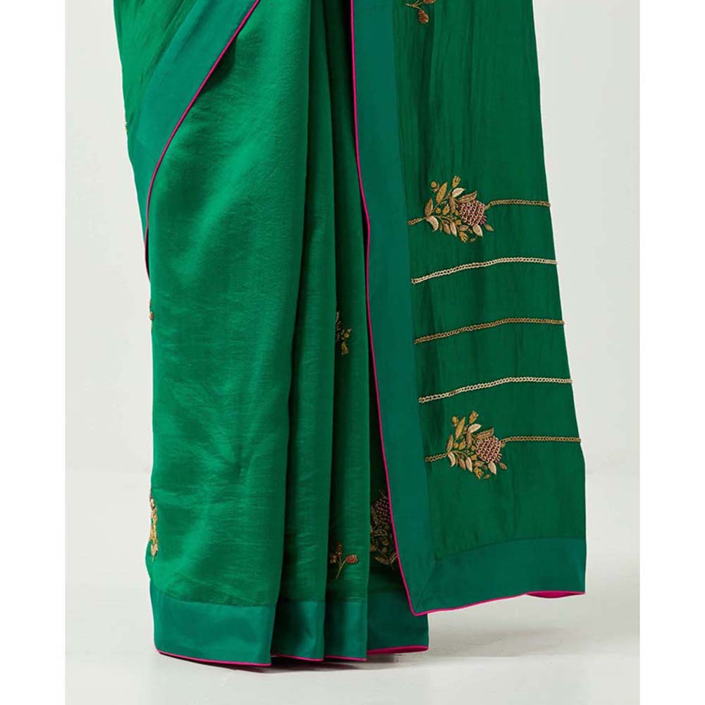 Label Earthen Suraiya Saree with Zardozi Work & Silk with Stitched Blouse