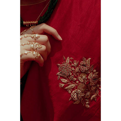Label Earthen Sundari Red Colour Chinniya Silk Saree with Zardozi Work with Stitched Blouse