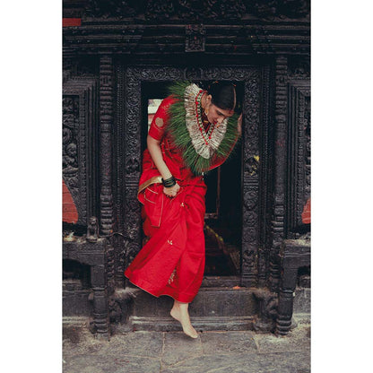 Label Earthen Sundari Red Colour Chinniya Silk Saree with Zardozi Work with Stitched Blouse