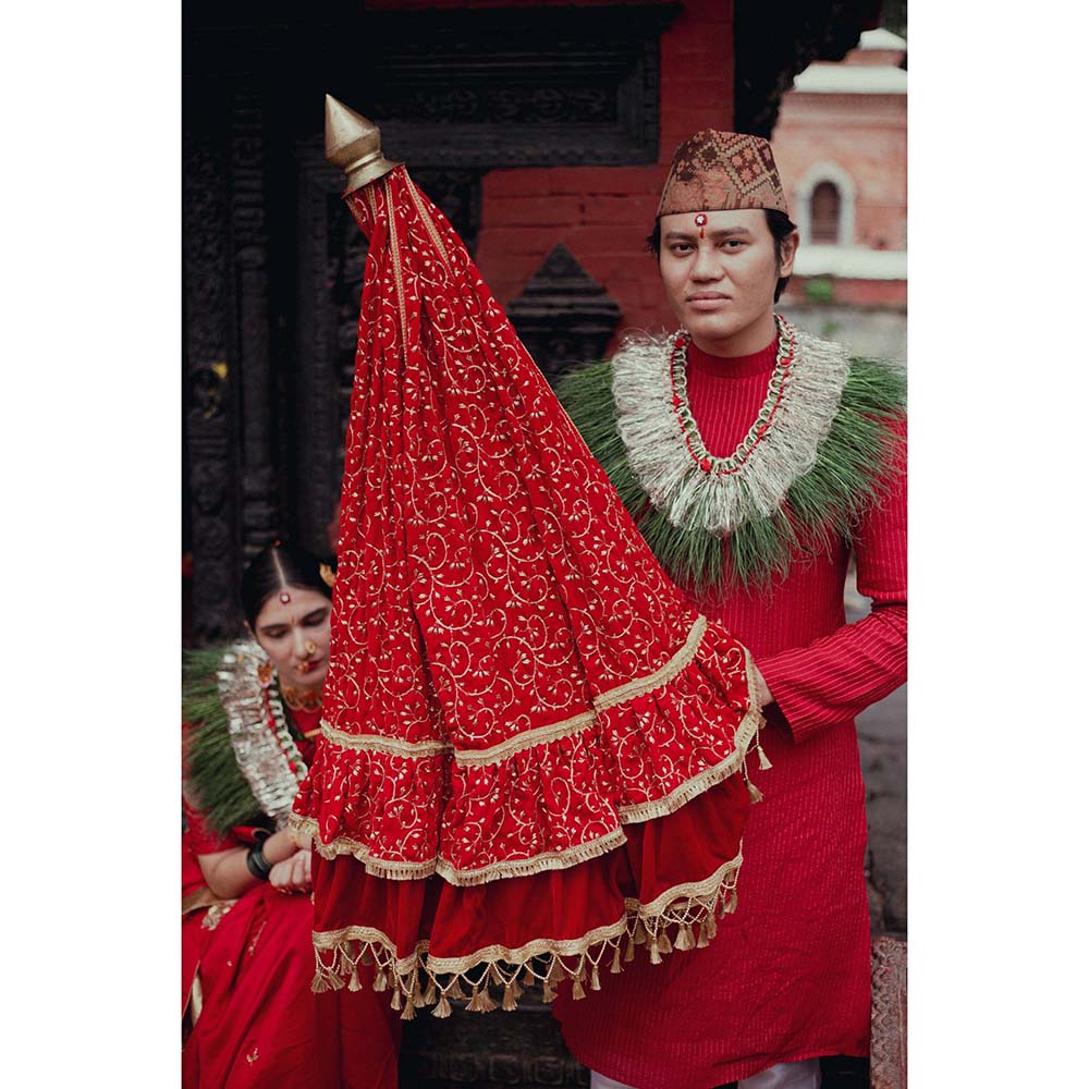 Label Earthen Sundari Red Colour Chinniya Silk Saree with Zardozi Work with Stitched Blouse