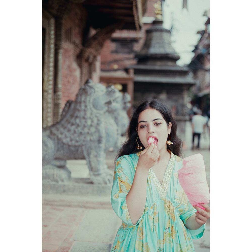 Label Earthen Asmaani Jaal Printed Kaftan with Hand Embroidery