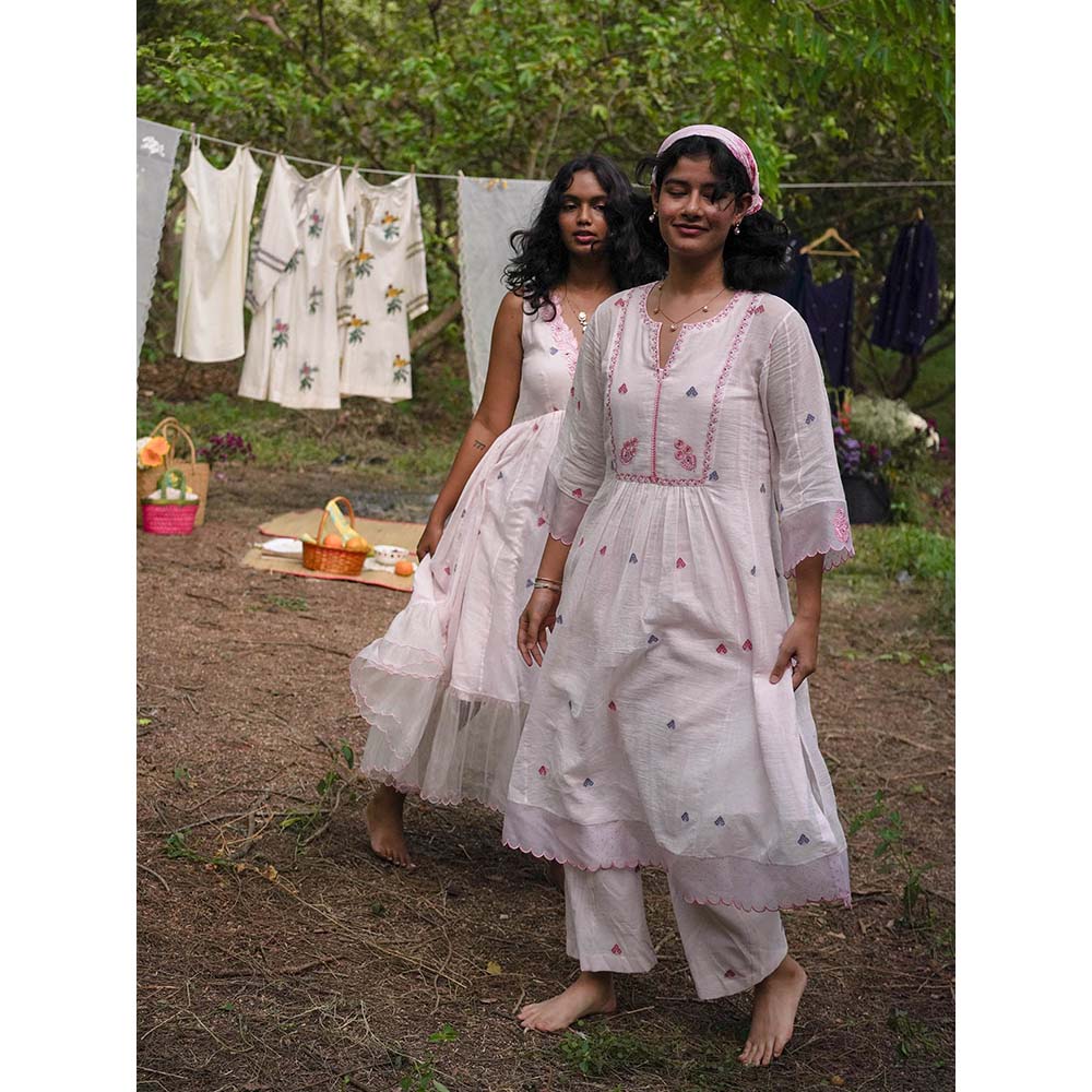 Label Earthen Baby Pink Chameli Hand Embroidery Detailing Kurta and Trouser (Set of 2)