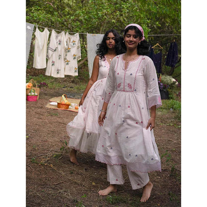 Label Earthen Baby Pink Chameli Hand Embroidery Detailing Kurta and Trouser (Set of 2)