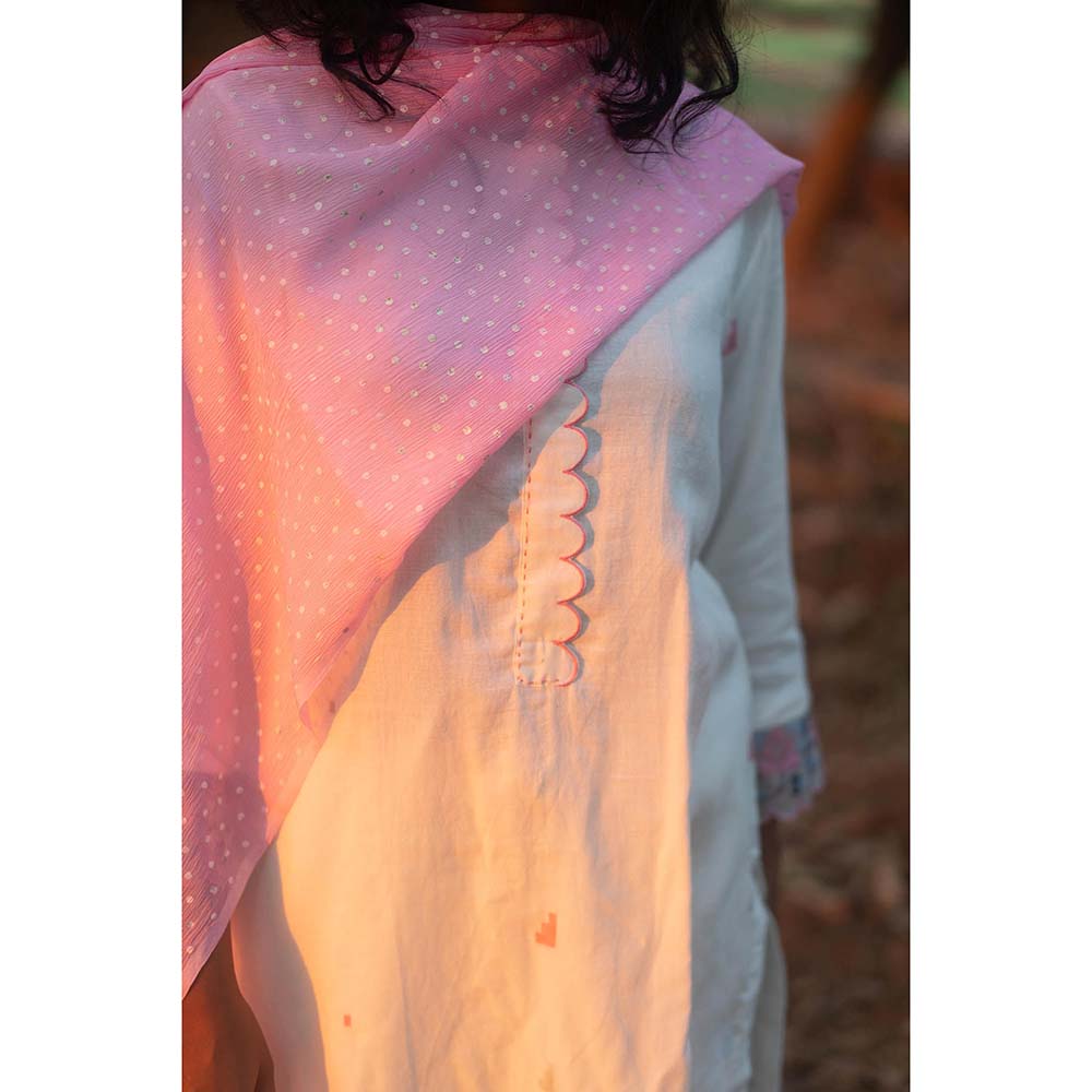 Label Earthen Ivory Hand Embroidery Detailing Kurta and Trouser (Set of 2)