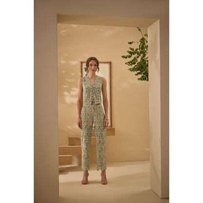 Label Deepika Nagpal Green Love Co-Ord (Set of 2)