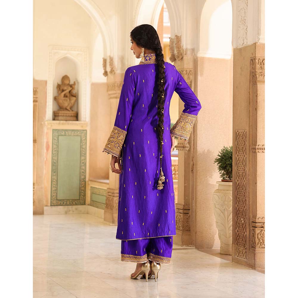 Label Niti Bothra Purple Riwayat V-Neck Kurta with Palazzo and Dupatta (Set of 3)