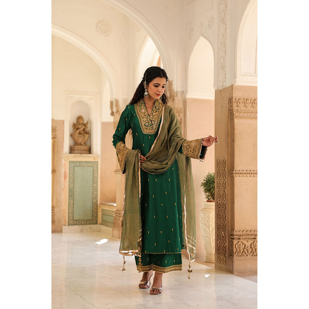 Label Niti Bothra Green Riwayat V-Neck Kurta with Palazzo and Dupatta (Set of 3)