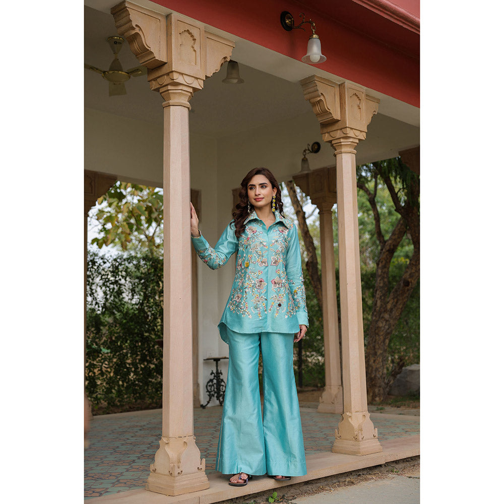 Label Niti Bothra Blue Gulzar Jaal Collar Neck Embroidered Co-Ord (Set of 2)