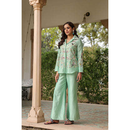 Label Niti Bothra Green Gulzar Jaal Collar Neck Embroidered Co-Ord (Set of 2)