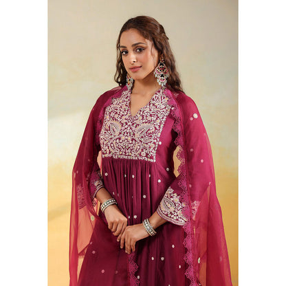 Label Niti Bothra Magenta Dori Paisley Kurta With Pant And Dupatta