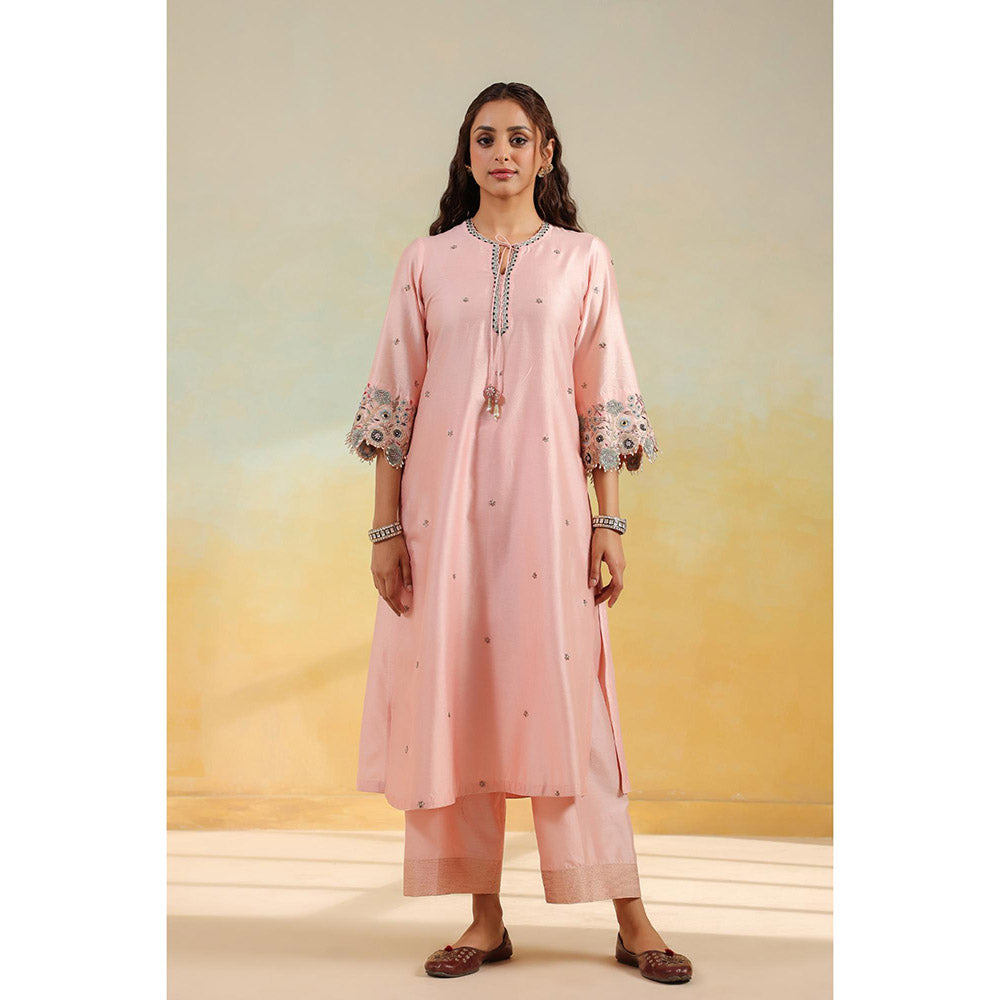 Label Niti Bothra Light Pink Rose Cut Scallop Kurta With Pant And Dupatta
