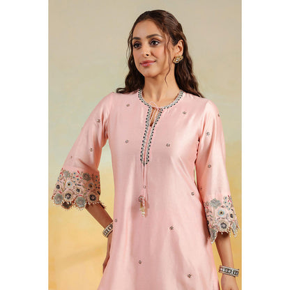 Label Niti Bothra Light Pink Rose Cut Scallop Kurta With Pant And Dupatta
