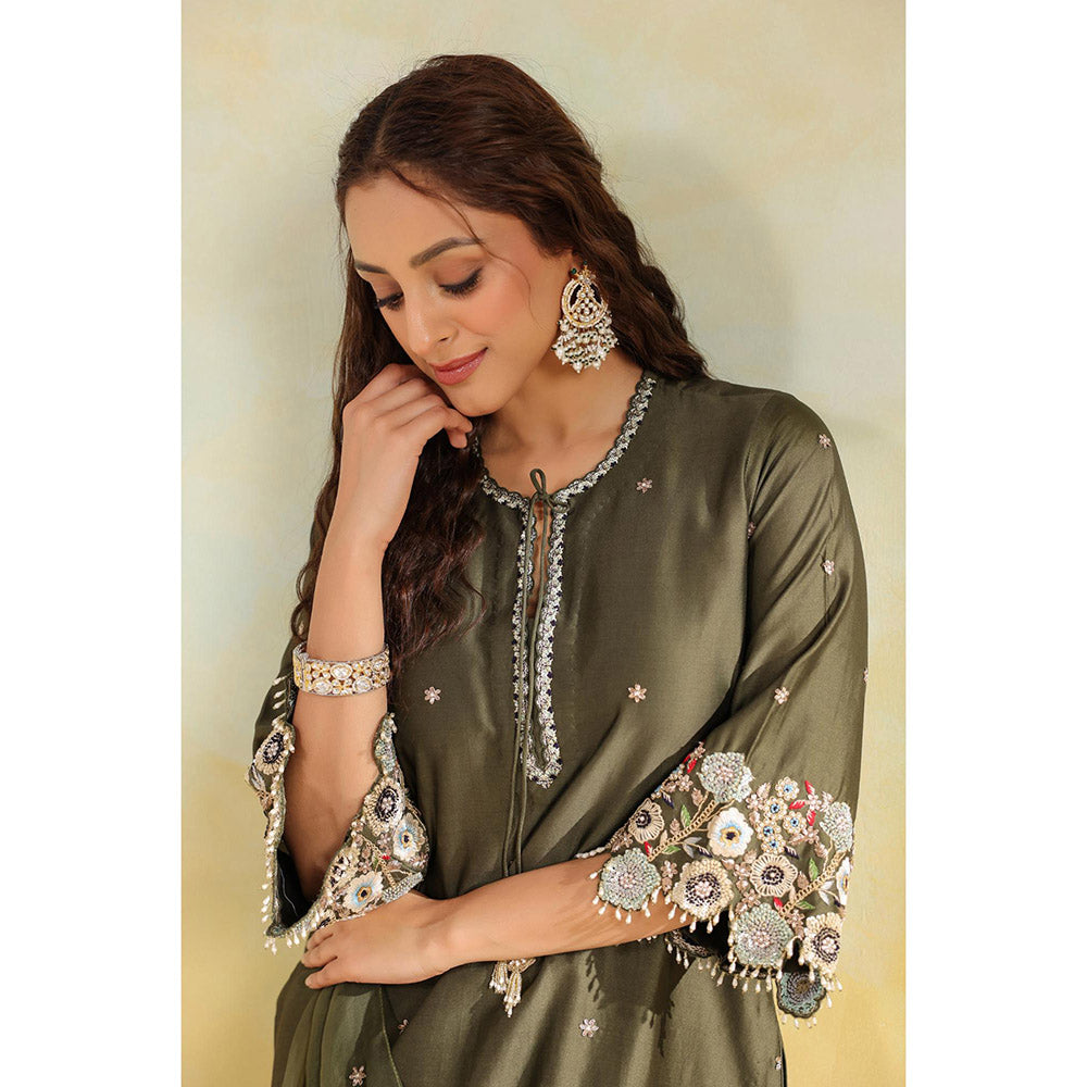 Label Niti Bothra Olive Green Rose Cut Scallop Kurta With Palazzo And Dupatta