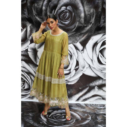 Label Niti Bothra Green Embroidered Pleats Heavy Kurta With Palazzo