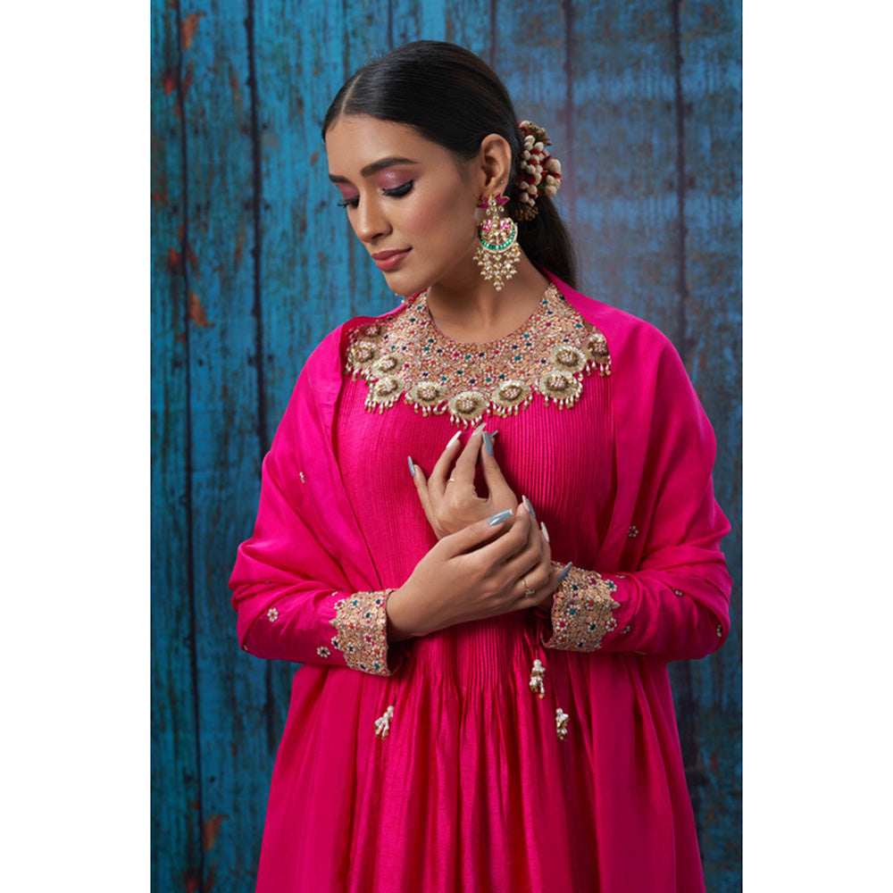 Label Niti Bothra Pink Tikki And Pearl Choker Neck Kurta With Palazzo