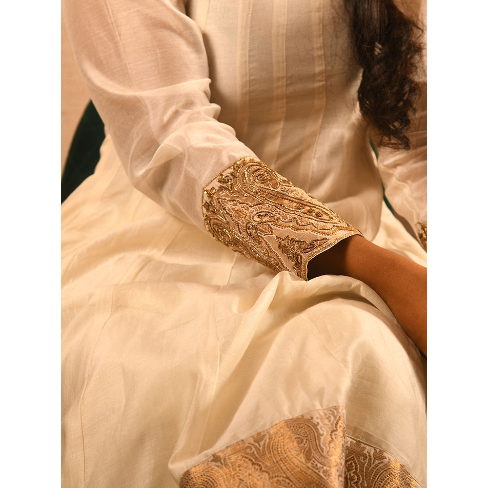 LABEL KIARSH White Chanderi Flared Kurta