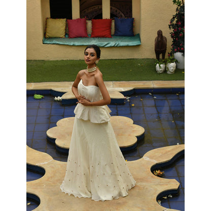Sunanta Madaan Ivory Indo Western Skirt with Top (Set of 2)