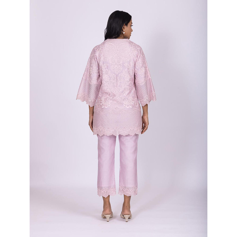 LABEL NAARITI Yaana Pink Chanderi Embroidered Kurti with Pant (Set of 2)