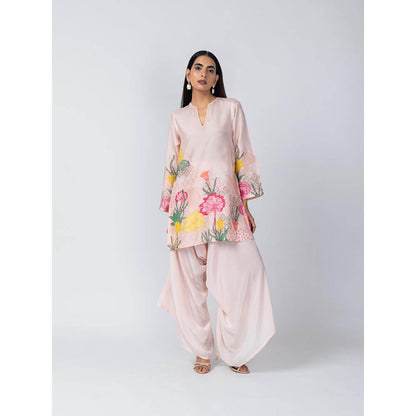 LABEL NAARITI Nirvana Floral Aquatic Motifs Silk Kurti with Pant (Set of 2)