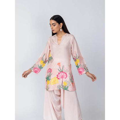 LABEL NAARITI Nirvana Floral Aquatic Motifs Silk Kurti with Pant (Set of 2)