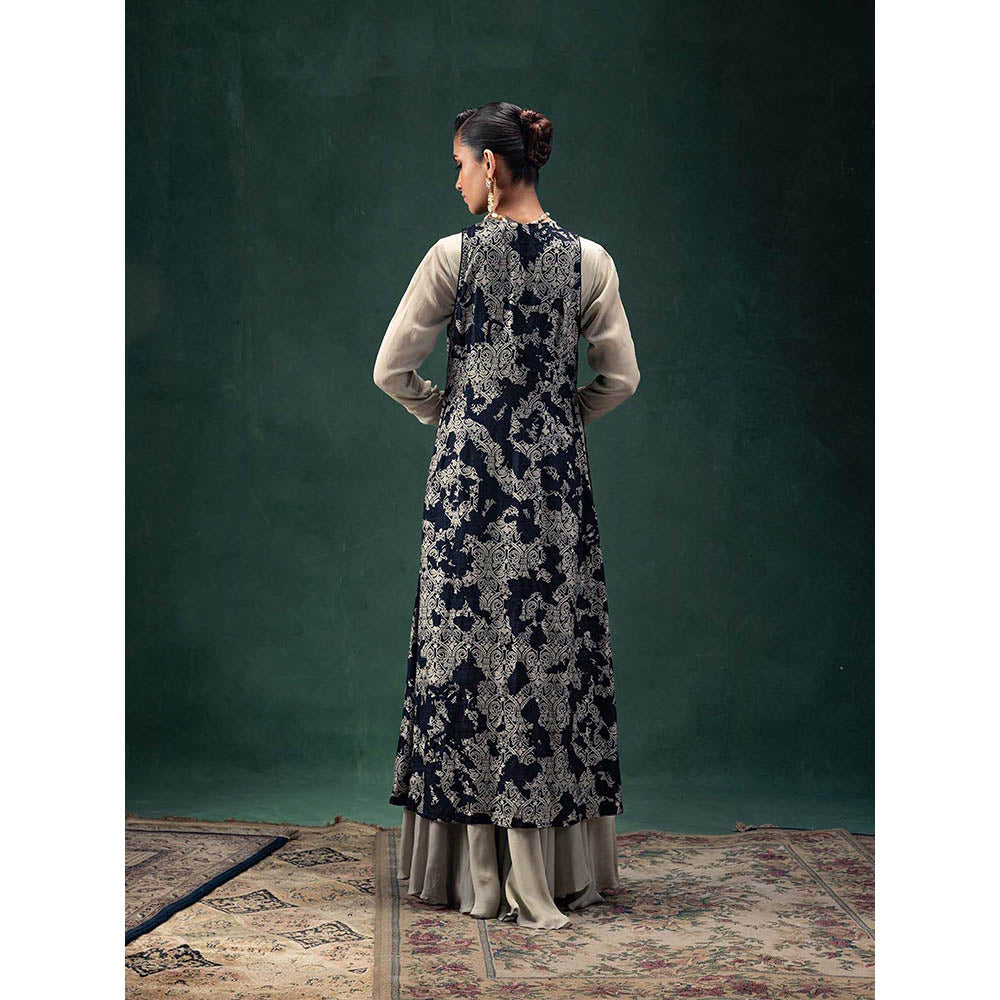 LABEL NAARITI Tehzeeb Multi-Color Gown with Jacket (Set of 2)