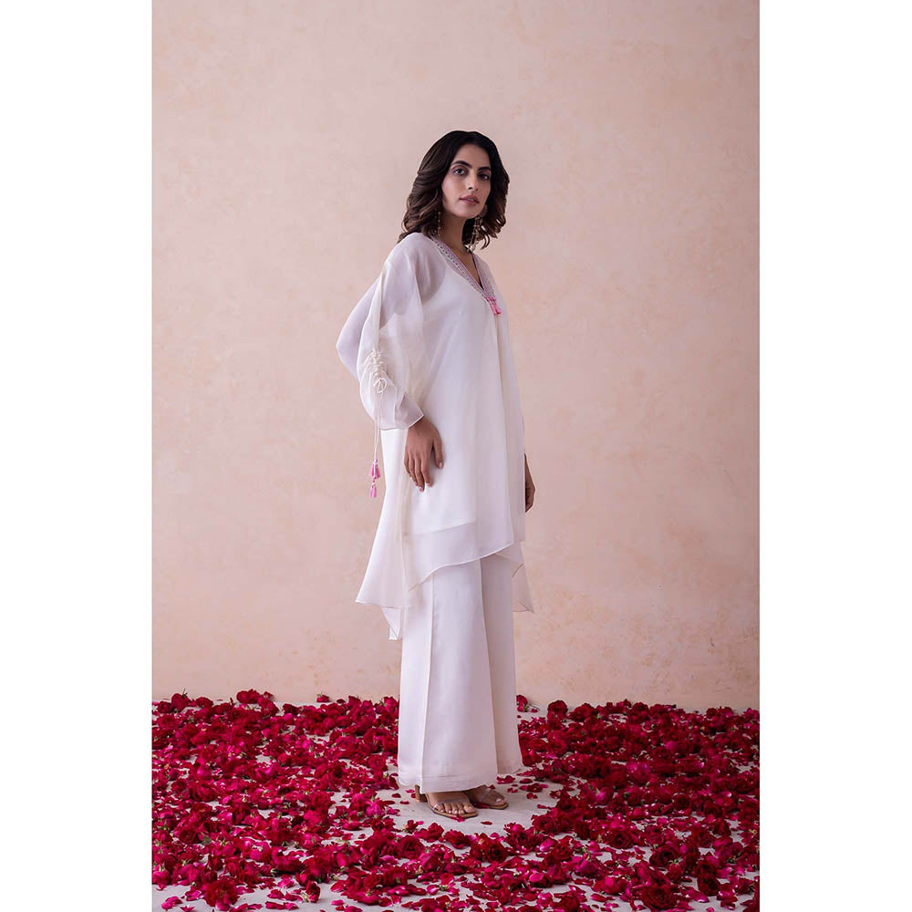 LABEL NAARITI Ivory Embroidered Farah Kurta with Slip and Palazzo (Set of 3)