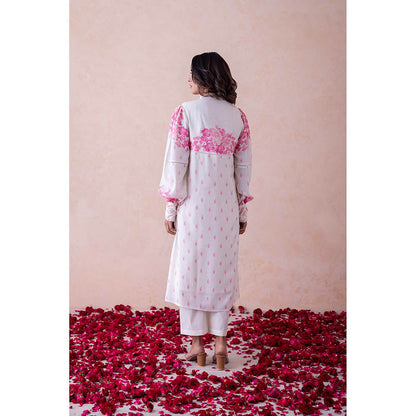 LABEL NAARITI Ivory Embroidered Tanya Kurta with Pant (Set of 2)