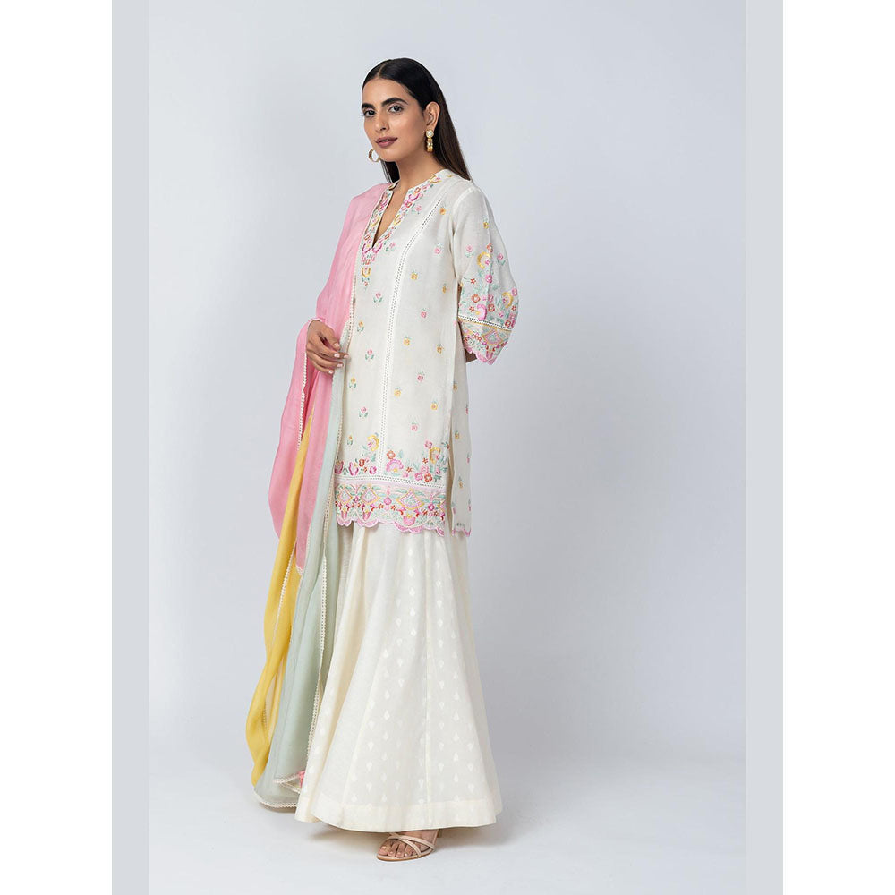 LABEL NAARITI Kaari Natural Linen Embroidery and Lace Inserts Kurta with Sharara and Dupatta